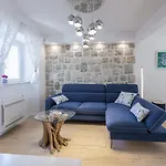 Baburizza Villa *