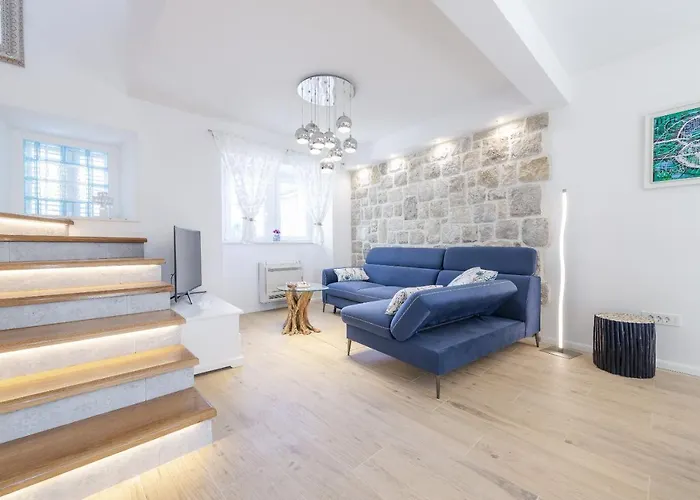 Baburizza Villa *